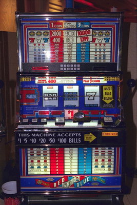 Buah mesin kasino di kota Las Vegas