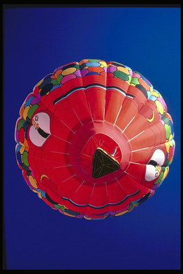 Темно-красный воздушный шар
